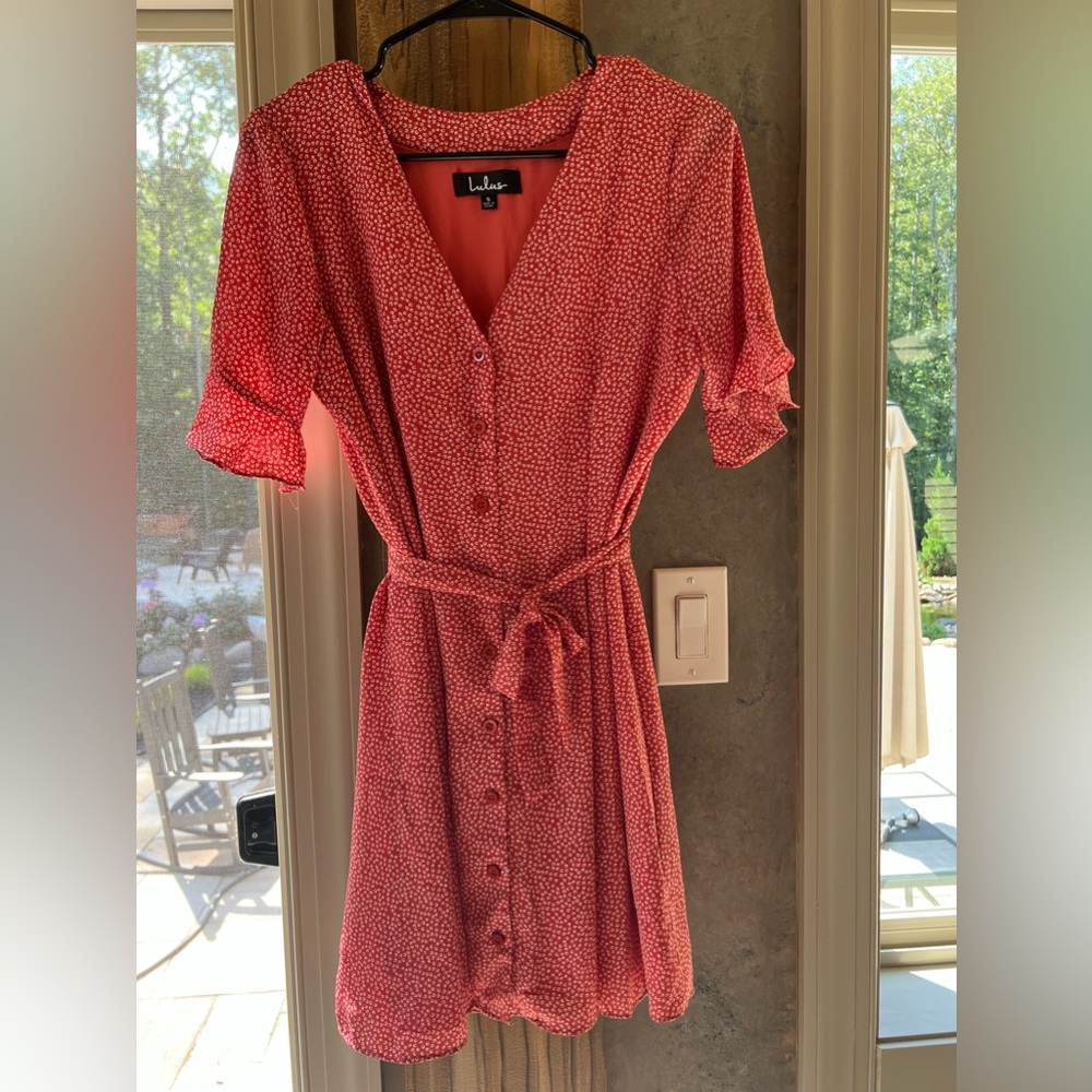 NWOT Lulu’s Dress Size Small